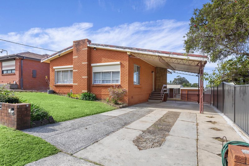 34 Marchant Crescent, Mount Warrigal NSW 2528