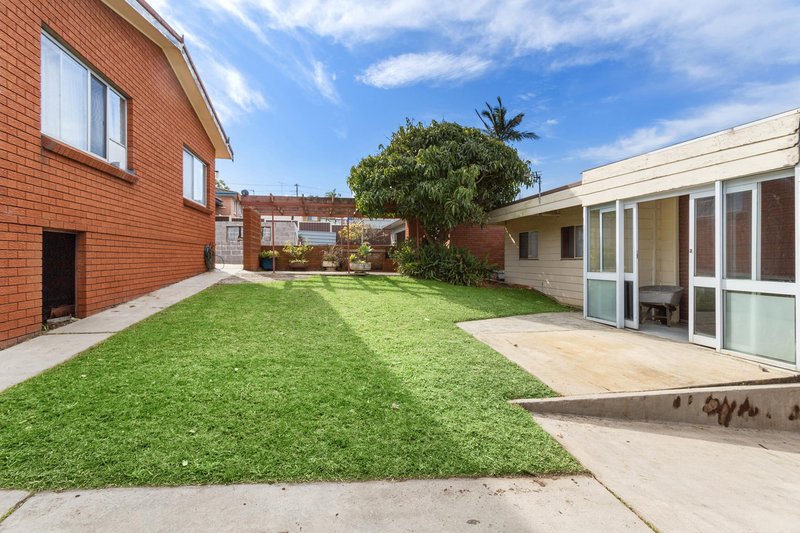 Photo - 34 Marchant Crescent, Mount Warrigal NSW 2528 - Image 14