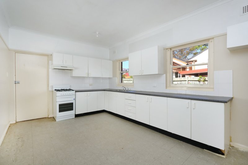 Photo - 34 Margaret Street, Kingsgrove NSW 2208 - Image 2