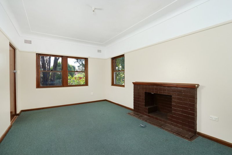 Photo - 34 Margaret Street, Kingsgrove NSW 2208 - Image 3