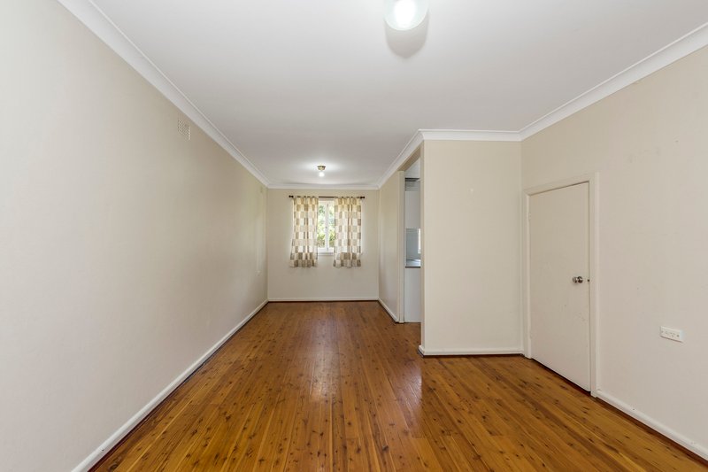 Photo - 34 Marlene Crescent, Greenacre NSW 2190 - Image 3