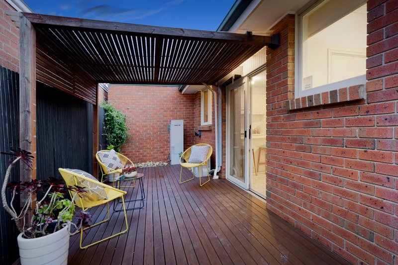 Photo - 3/4 Marma Road, Murrumbeena VIC 3163 - Image 9