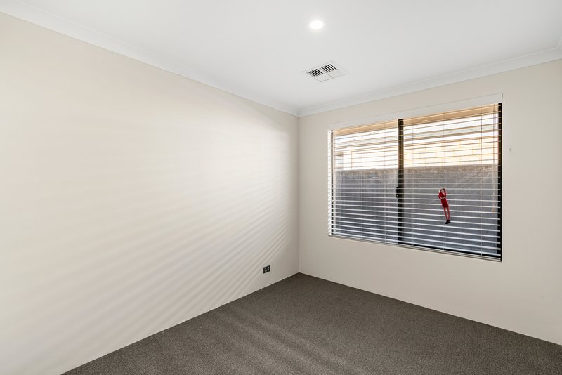 Photo - 34 Marrara Street, Baldivis WA 6171 - Image 8