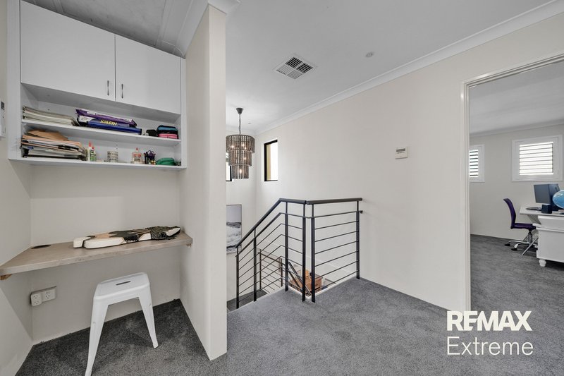 Photo - 34 Masthead Close, Jindalee WA 6036 - Image 25