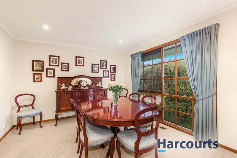 Photo - 34 Matilda Avenue, Wantirna South VIC 3152 - Image 5