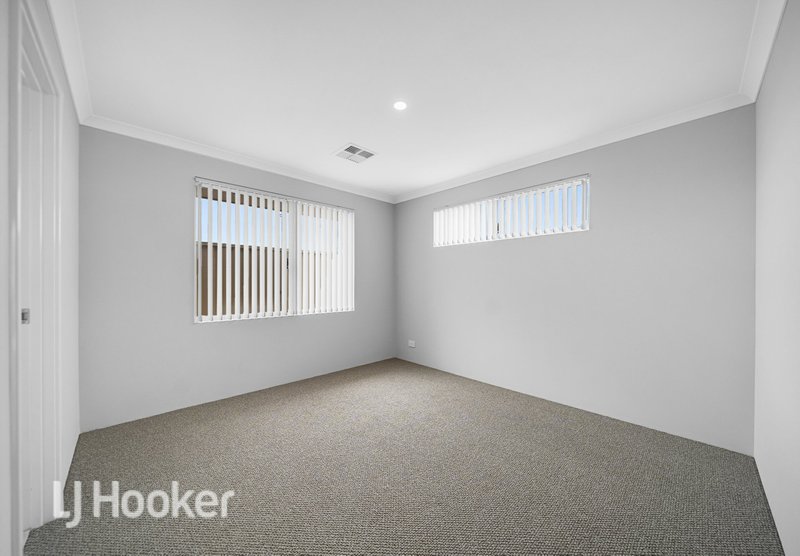 Photo - 34 Mayflower Avenue, Alkimos WA 6038 - Image 16