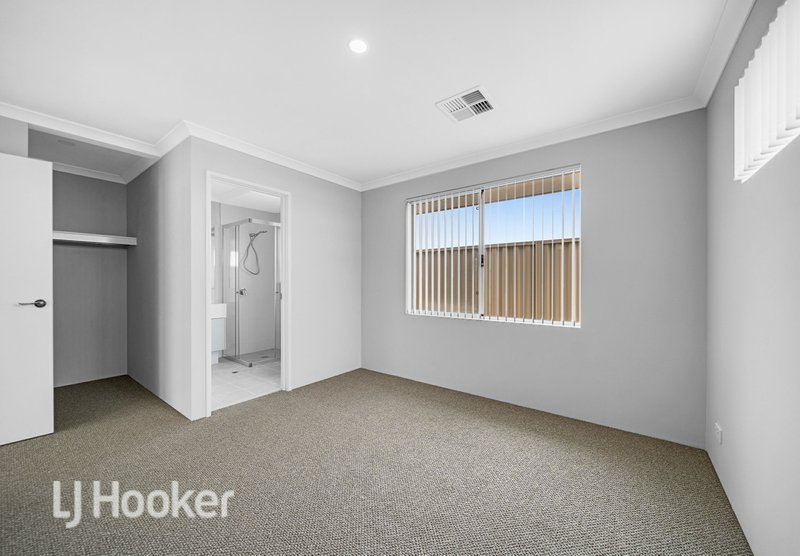 Photo - 34 Mayflower Avenue, Alkimos WA 6038 - Image 17