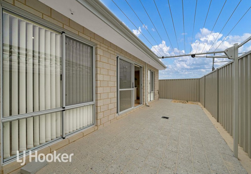 Photo - 34 Mayflower Avenue, Alkimos WA 6038 - Image 23