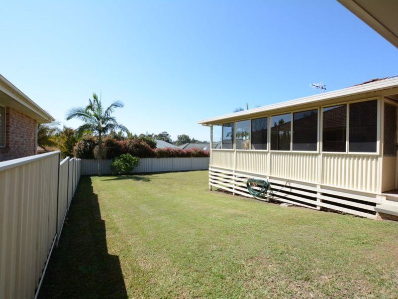 Photo - 34 Medowie Road, Old Bar NSW 2430 - Image 12