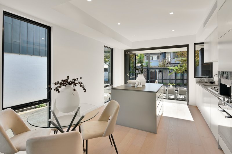 Photo - 34 Metters Street, Erskineville NSW 2043 - Image 2