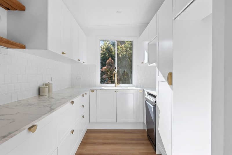 Photo - 34 Milpera Street, Ashgrove QLD 4060 - Image 7