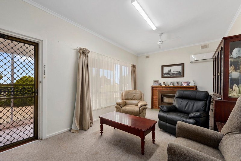 Photo - 34 Minlaton Road, Yorketown SA 5576 - Image 3