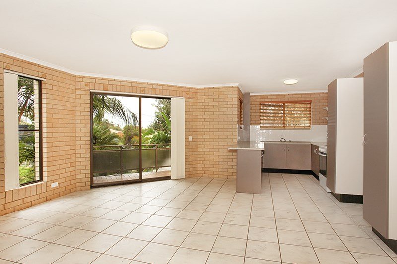 Photo - 3/4 Minya Street, Buddina QLD 4575 - Image 1