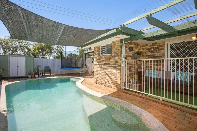 Photo - 34 Mojave Drive, Burleigh Waters QLD 4220 - Image 2