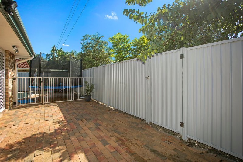 Photo - 34 Mojave Drive, Burleigh Waters QLD 4220 - Image 14