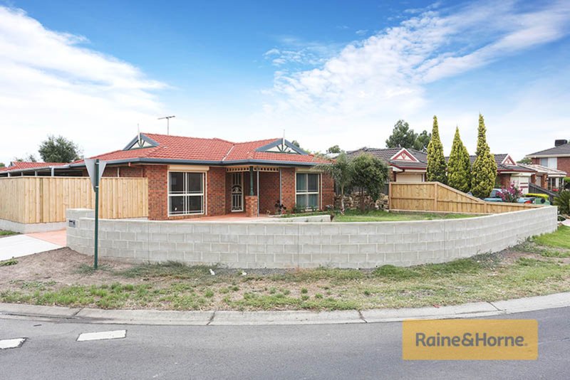 34 Murchison Drive, Roxburgh Park VIC 3064