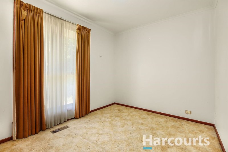 Photo - 34 Murray Crescent, Rowville VIC 3178 - Image 12