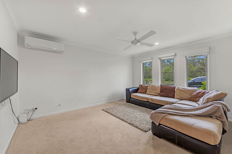 Photo - 34 Myrtle Avenue, Ormeau QLD 4208 - Image 4