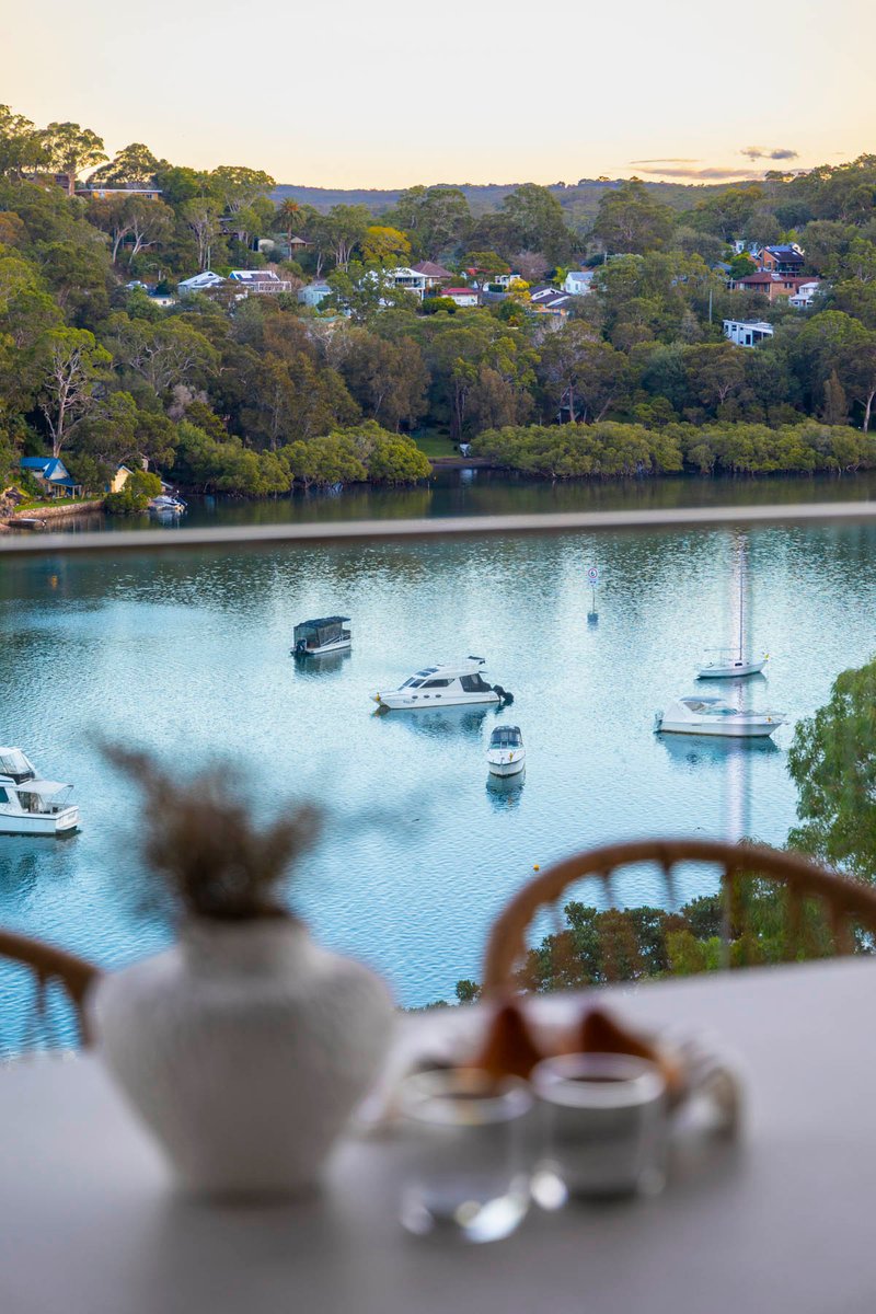 Photo - 34 Naranganah Avenue, Gymea Bay NSW 2227 - Image 12