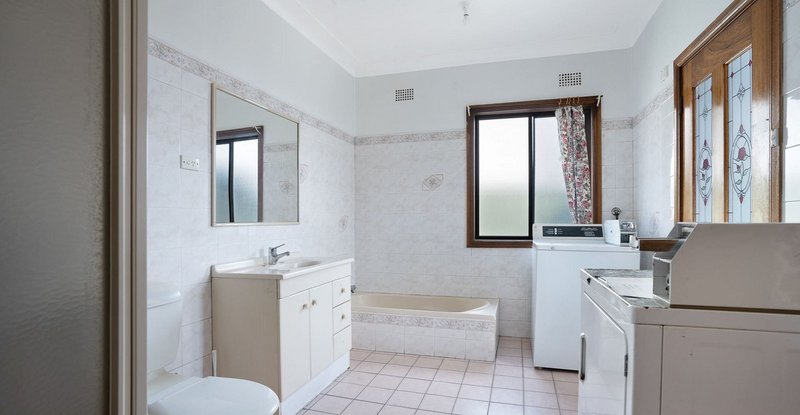 Photo - 34 Newcastle Street, Cringila NSW 2502 - Image 3