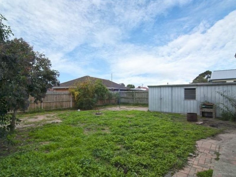 Photo - 34 Newman Avenue, Noble Park VIC 3174 - Image 7