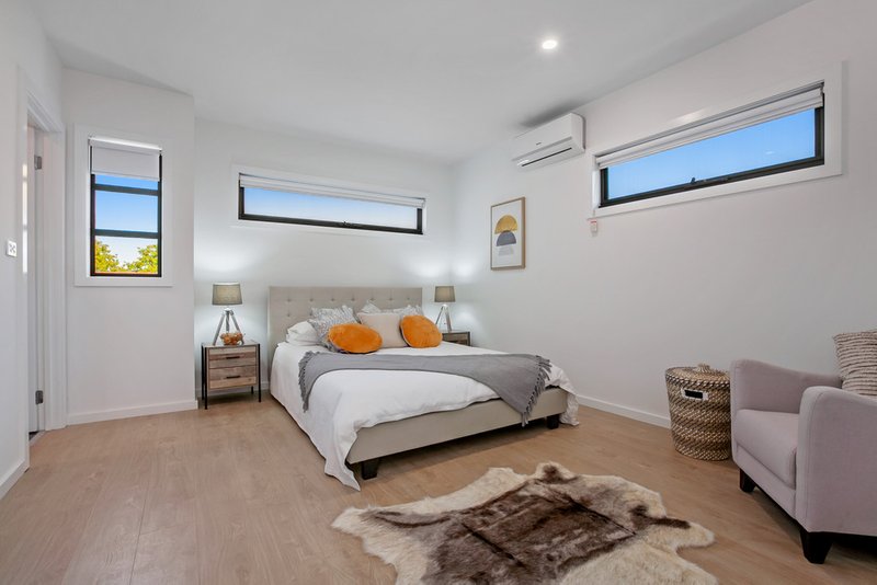 Photo - 3/4 Newton Street, Reservoir VIC 3073 - Image 5