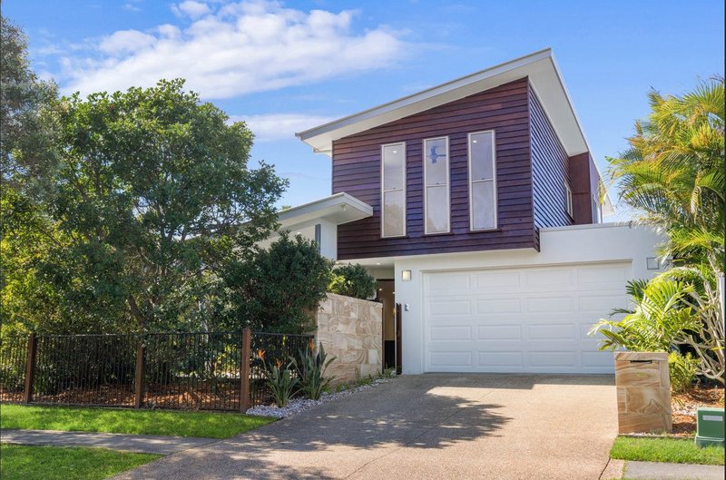 34 North Beach Place, Mudjimba QLD 4564