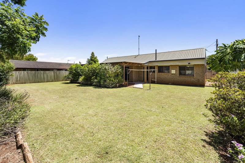 Photo - 34 Orchid Street, Centenary Heights QLD 4350 - Image 15