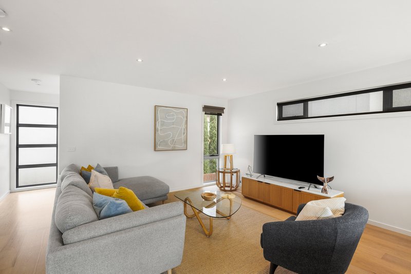 Photo - 3/4 Osbourne Avenue, Cowes VIC 3922 - Image 9