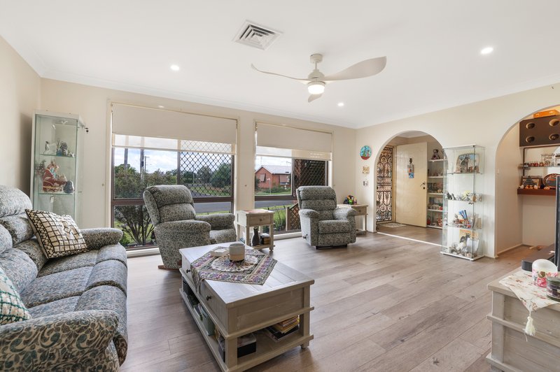 Photo - 34 Osprey Way, Tamworth NSW 2340 - Image 3