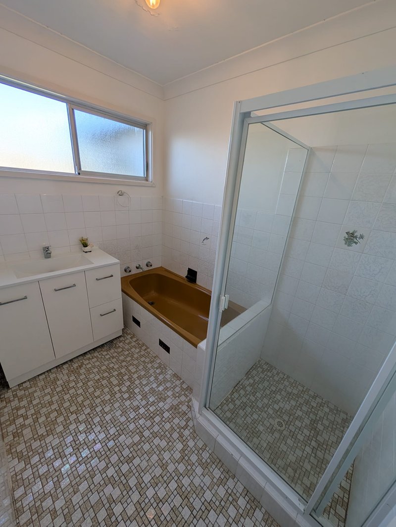 Photo - 34 Oxley Street, Swansea NSW 2281 - Image 8