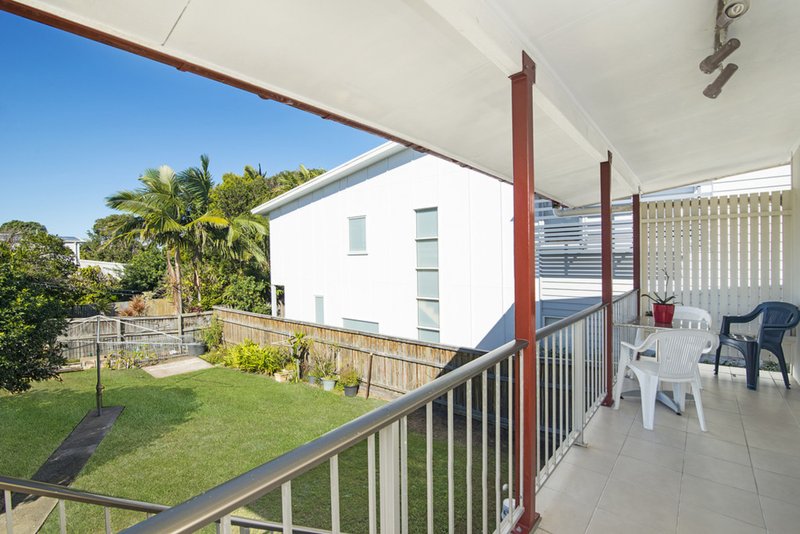 Photo - 34 Palm Beach Avenue, Palm Beach QLD 4221 - Image 4