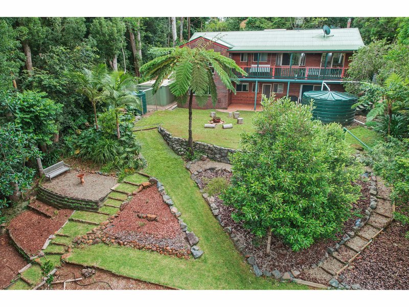 34 Palm Street, Maleny QLD 4552