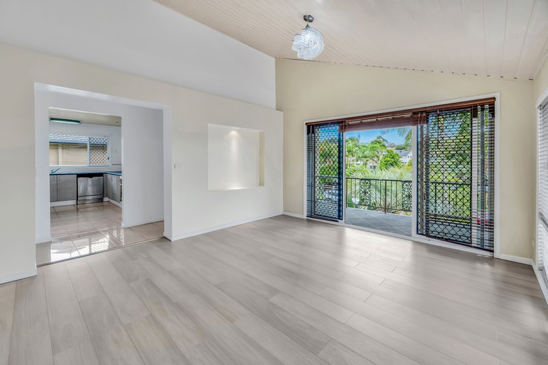 Photo - 34 Parasol Street, Ashmore QLD 4214 - Image 6