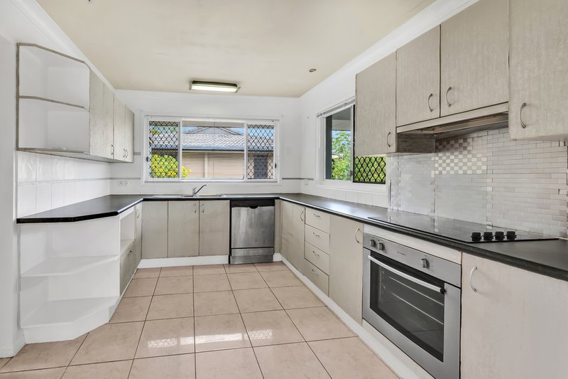 Photo - 34 Parasol Street, Ashmore QLD 4214 - Image 7