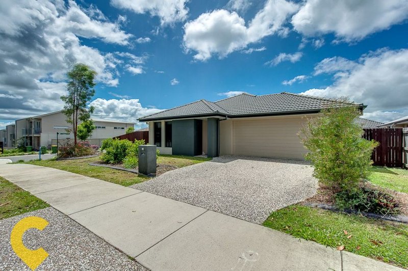 Photo - 34 Park Edge Drive, Springfield Lakes QLD 4300 - Image 5