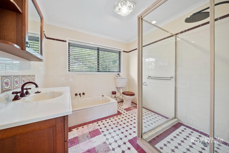 Photo - 34 Parkway Road, Daisy Hill QLD 4127 - Image 14