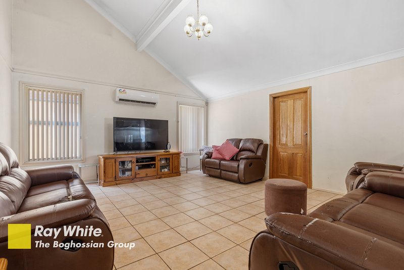 Photo - 34 Payten Avenue, Roselands NSW 2196 - Image 4