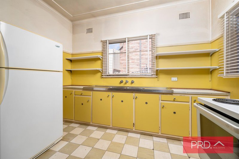 Photo - 34 Peel Street, Canley Heights NSW 2166 - Image 8