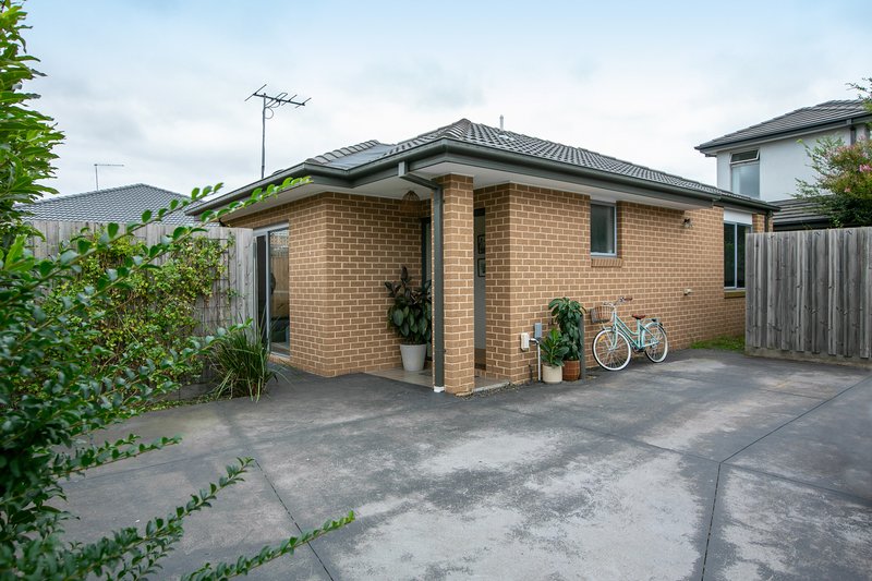 Photo - 3/4 Pershing Street, Reservoir VIC 3073 - Image 2