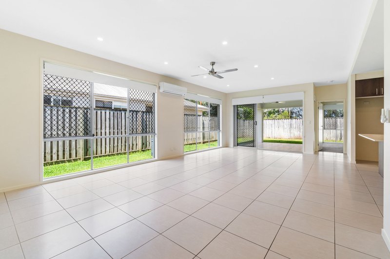 Photo - 34 Phaeton Street, Upper Coomera QLD 4209 - Image 11