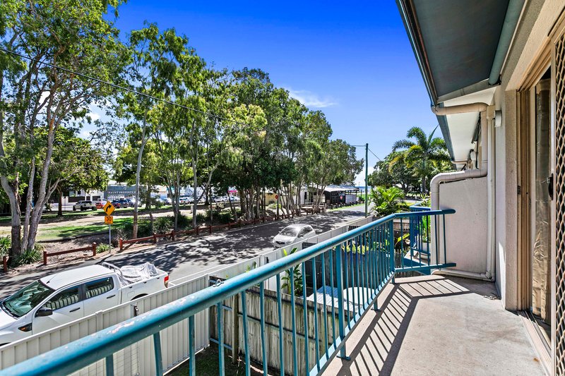 Photo - 3/4 Pilot Street, Urangan QLD 4655 - Image 12