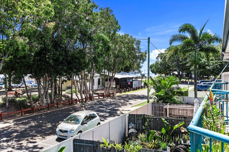 Photo - 3/4 Pilot Street, Urangan QLD 4655 - Image 13