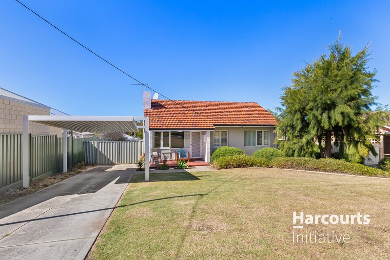 Photo - 34 Playden Way, Balga WA 6061 - Image 2