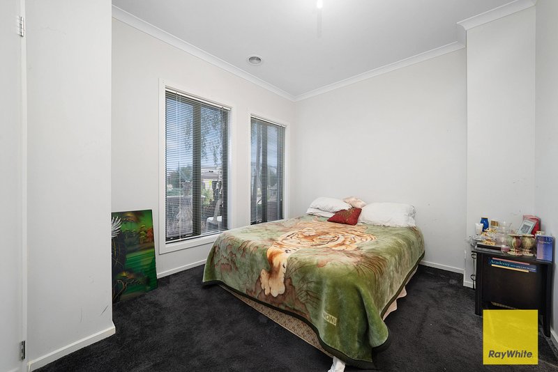 Photo - 34 Poplar Boulevard, Tarneit VIC 3029 - Image 10