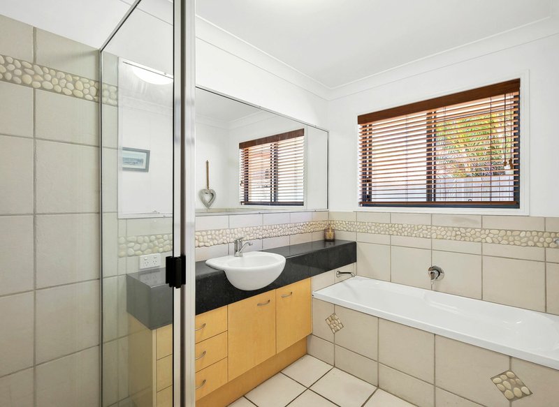 Photo - 34 Prestwick Drive, Twin Waters QLD 4564 - Image 21