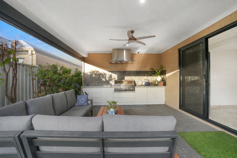 Photo - 34 Propeller Avenue, Brabham WA 6055 - Image 3