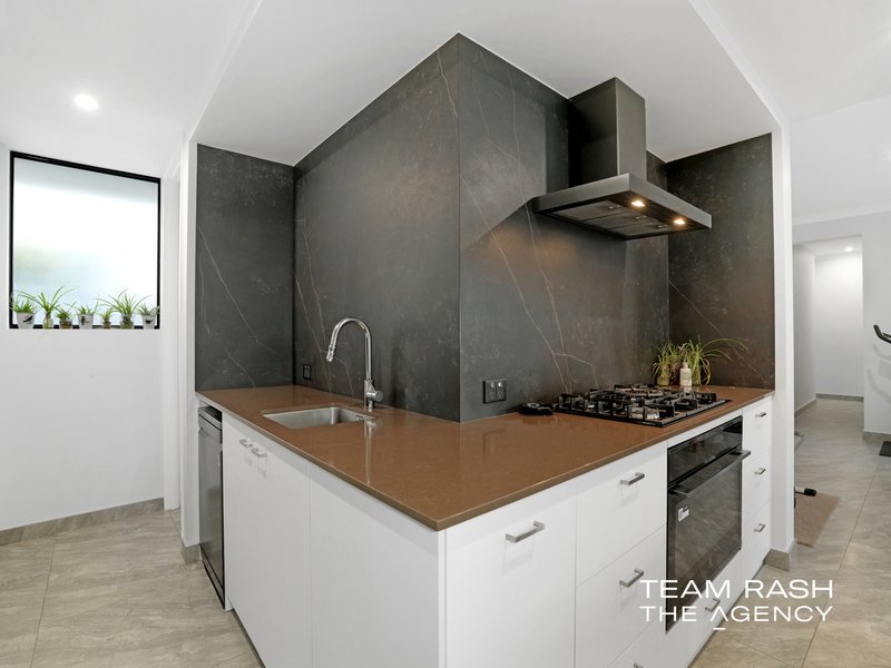Photo - 34 Propeller Avenue, Brabham WA 6055 - Image 7