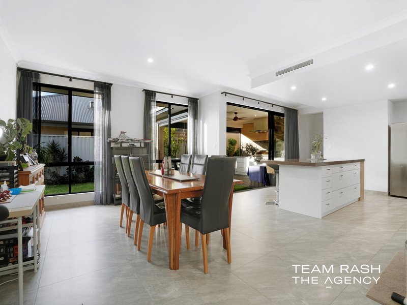 Photo - 34 Propeller Avenue, Brabham WA 6055 - Image 11