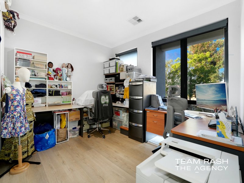 Photo - 34 Propeller Avenue, Brabham WA 6055 - Image 14